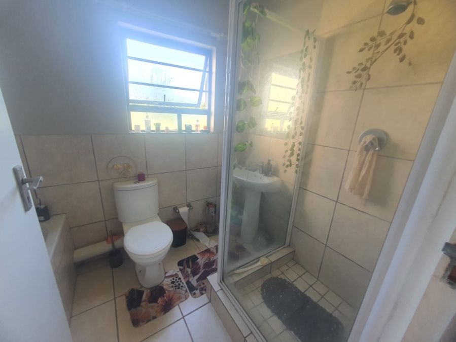 To Let 2 Bedroom Property for Rent in Nahoon Valley Park Eastern Cape